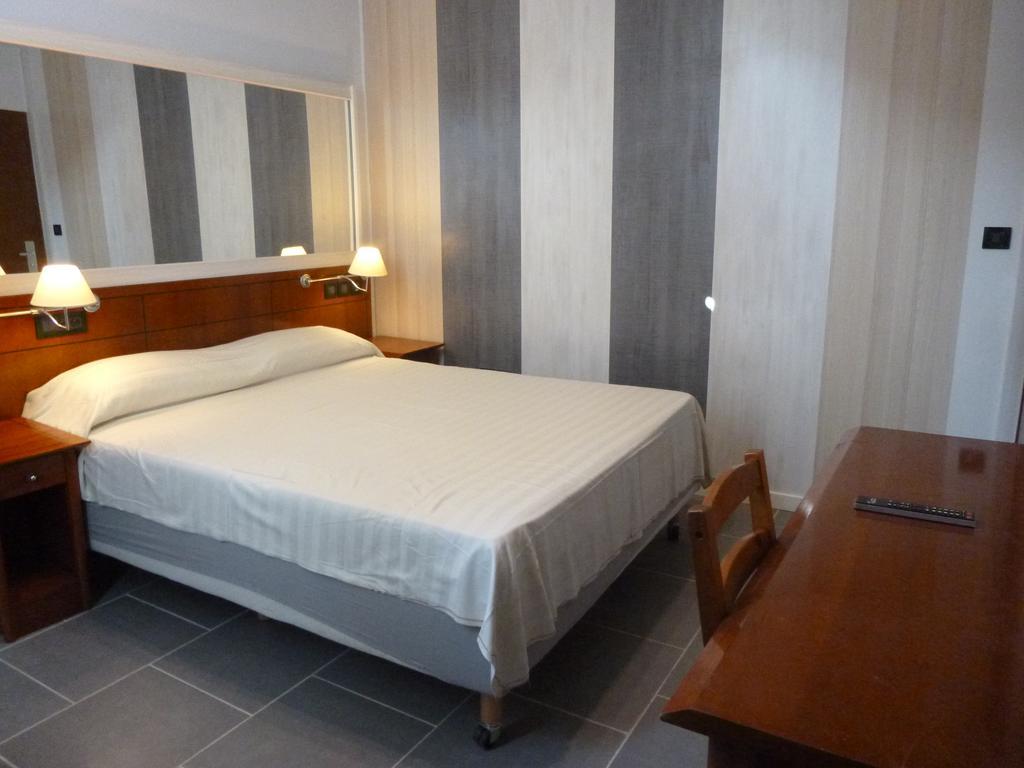 Hotel Paname Clichy Rum bild